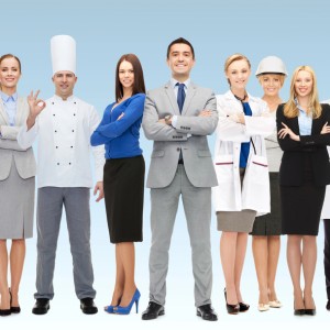 How to Use Spanish Adjectives to Describe a Person