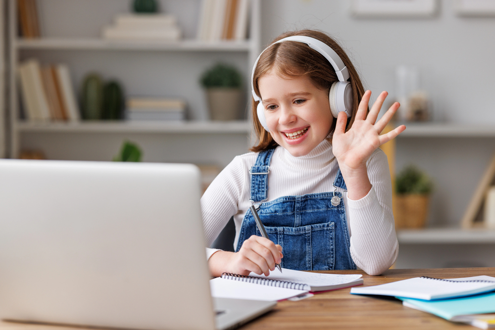 Greetings and introductions in British English